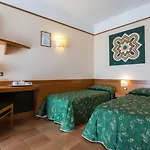 La Terrazza Restaurant & Hotel 3*