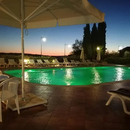 La Terrazza Restaurant & Hotel 3*