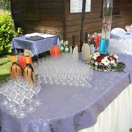 Отель La Terrazza Restaurant & 3*